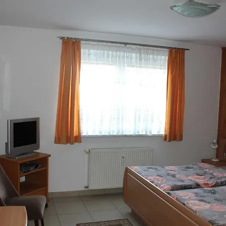 Haus Ingrid Pietsch Gm 69670 *